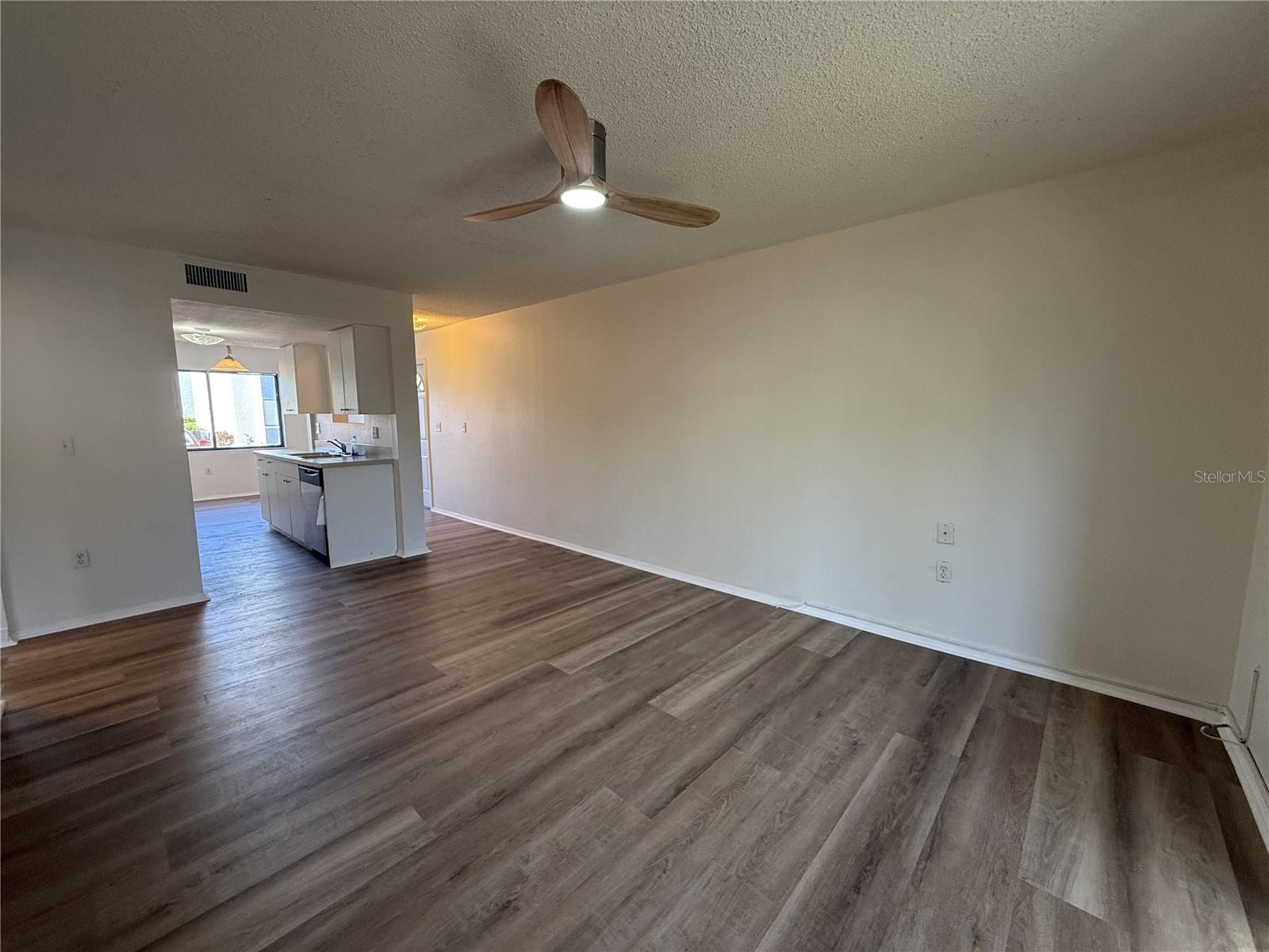 Image 8 of 15 For 5310 26th Street W 2203