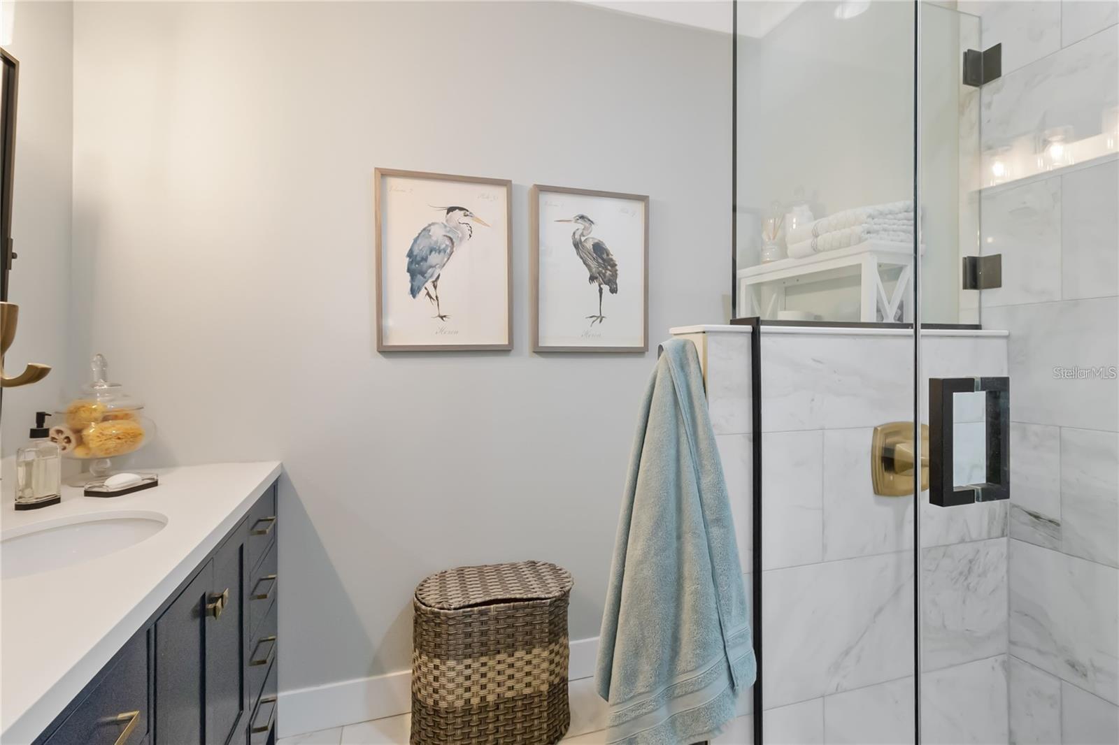 Image 11 of 27 For 7242 Hamilton Road