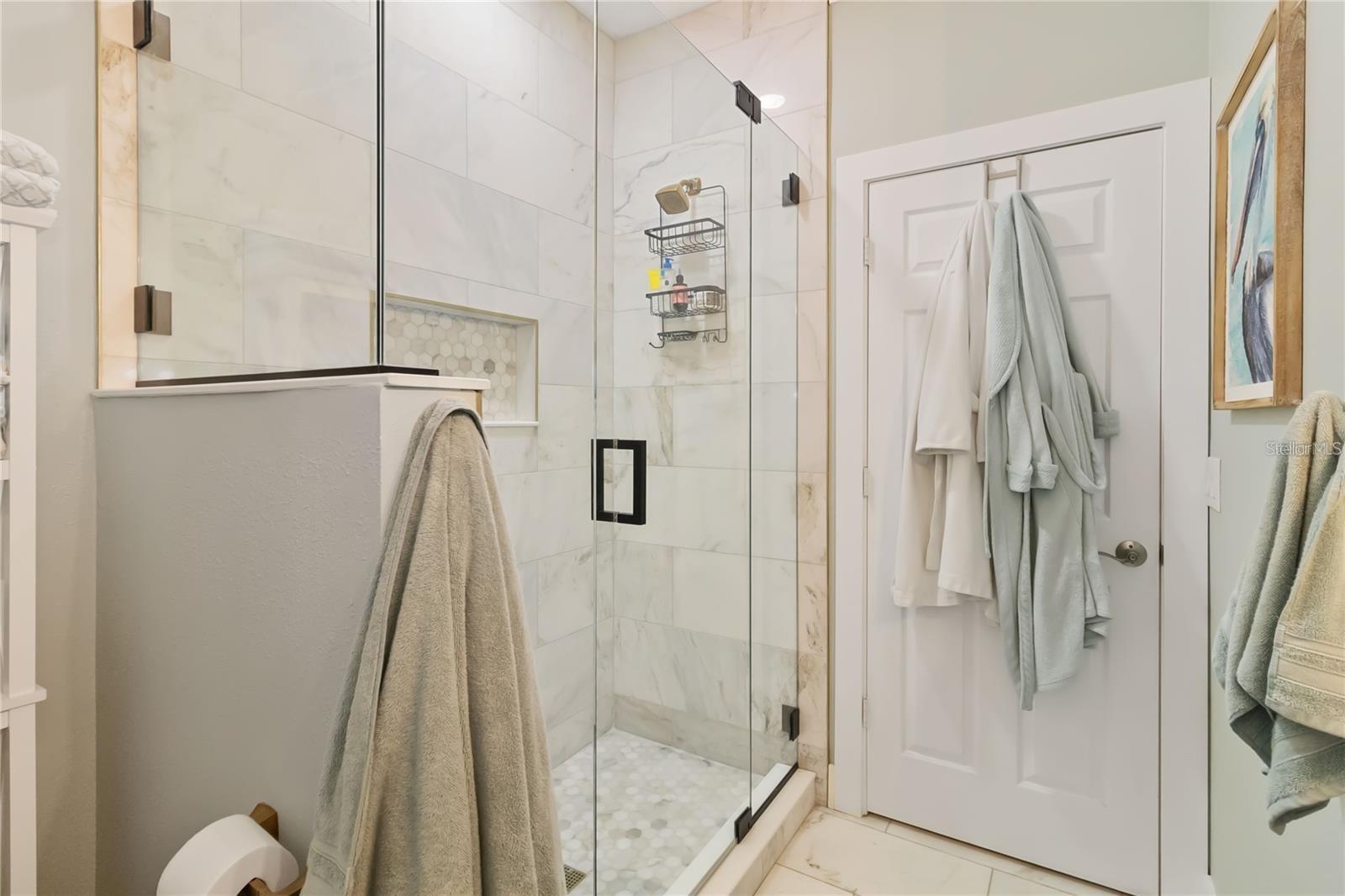 Image 12 of 27 For 7242 Hamilton Road