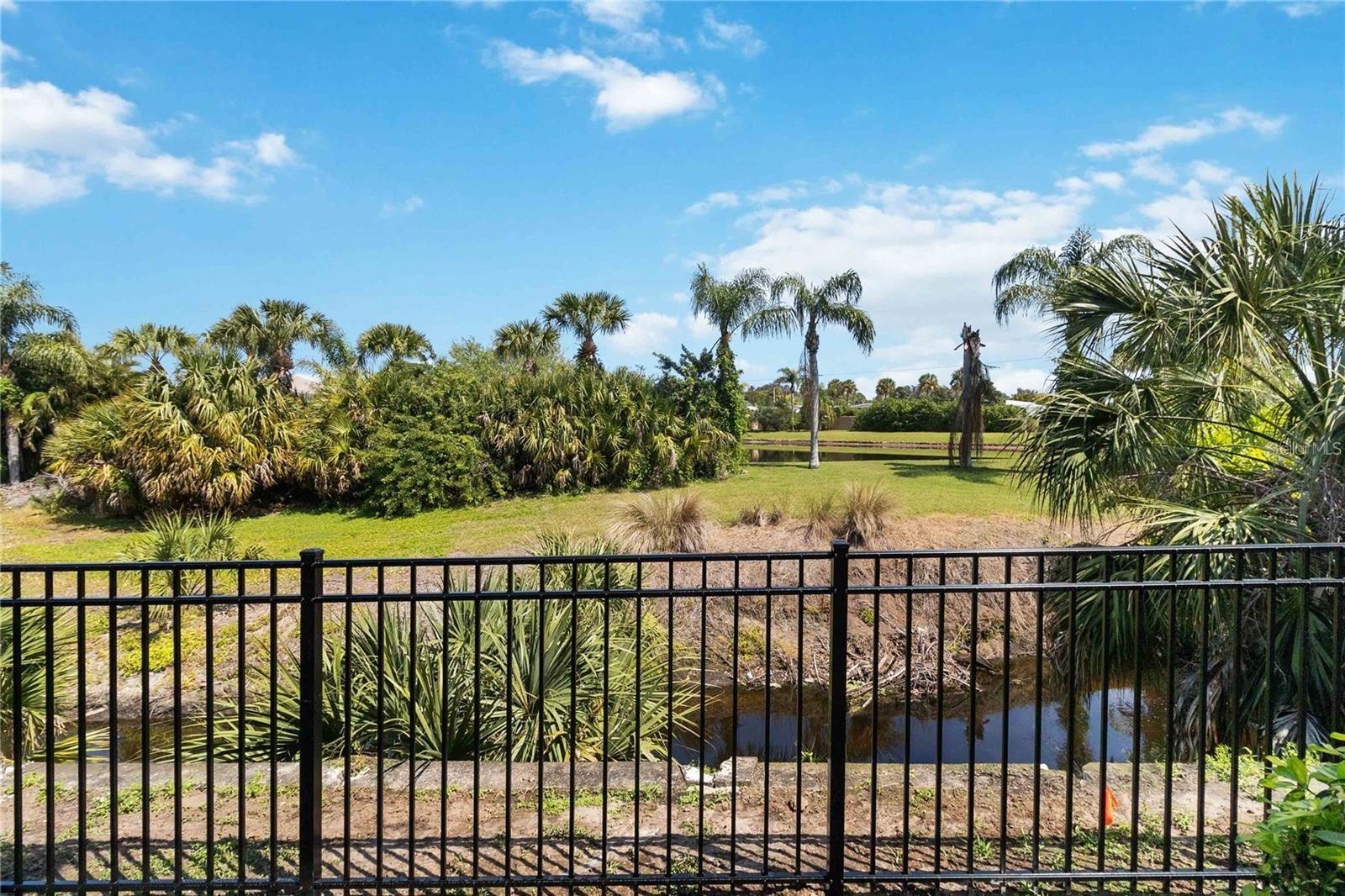 Image 21 of 27 For 7242 Hamilton Road