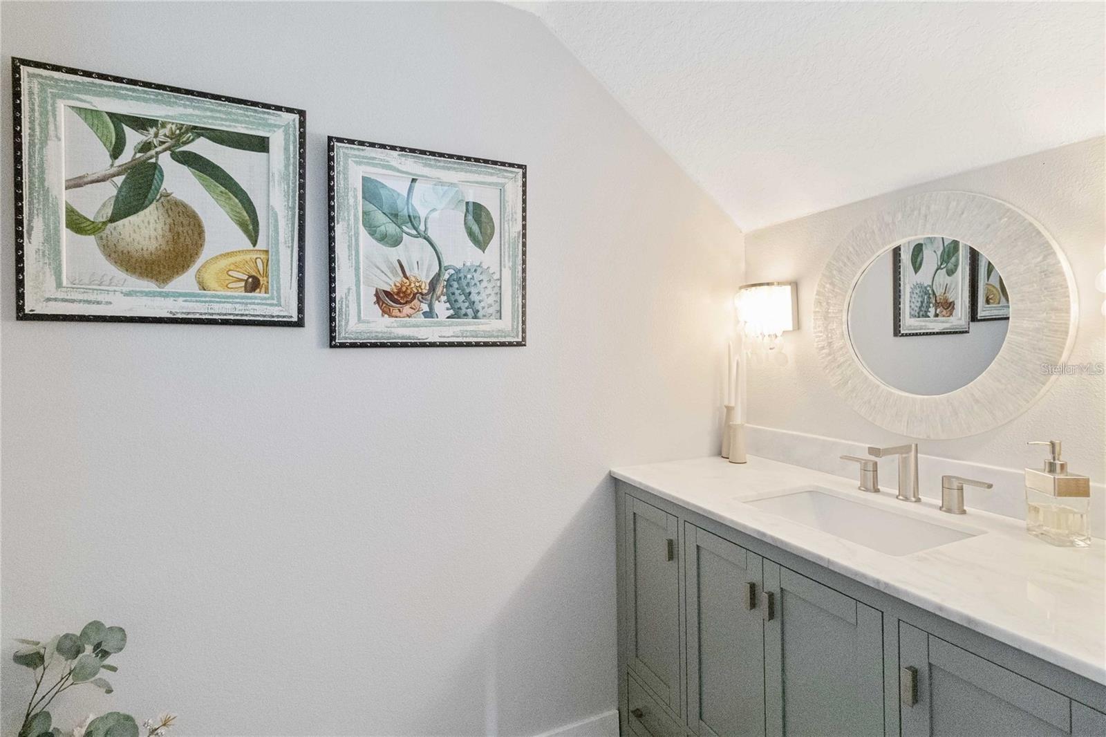 Image 9 of 27 For 7242 Hamilton Road