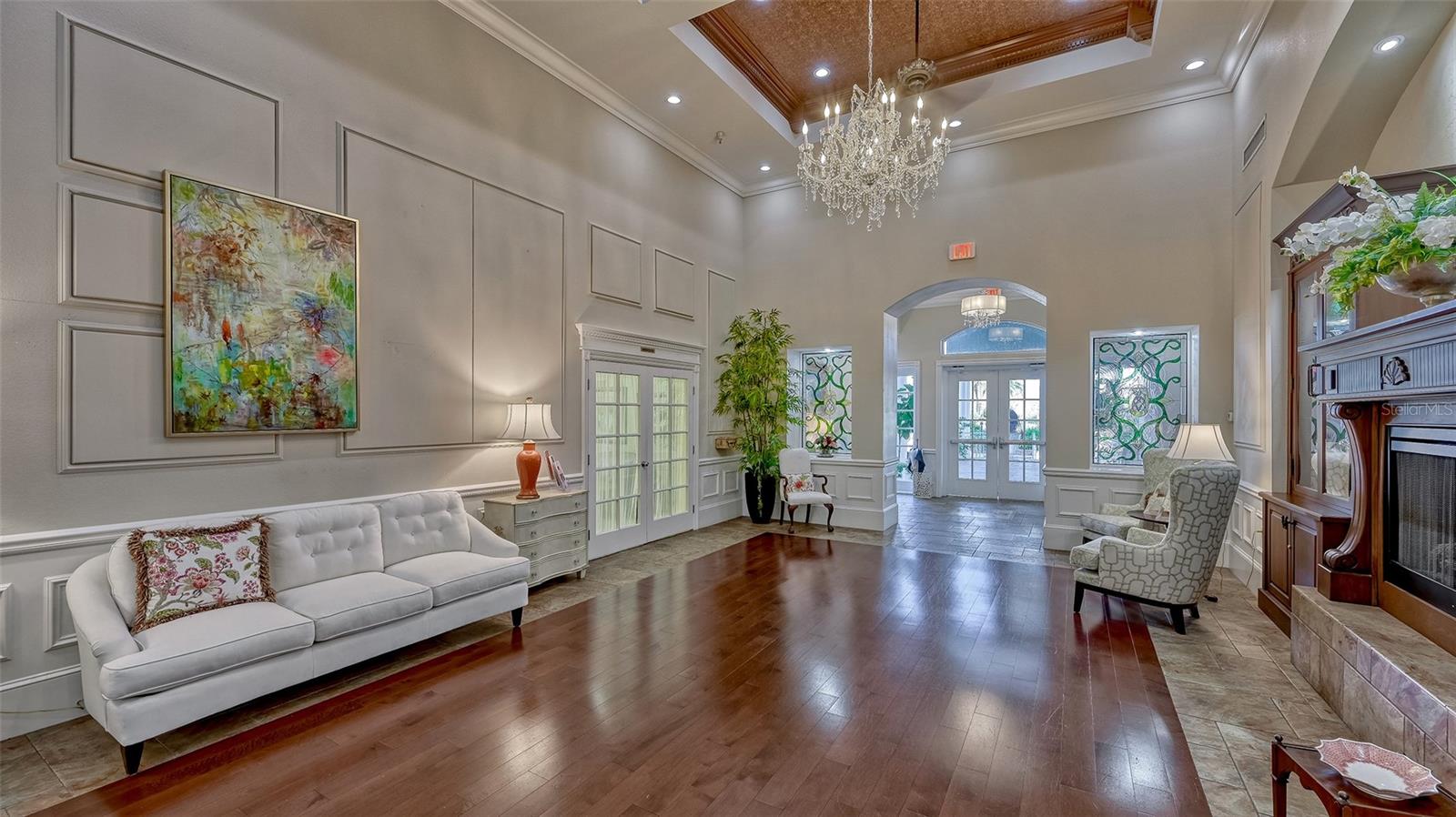 Image 32 of 47 For 6505 Stone River Road 209