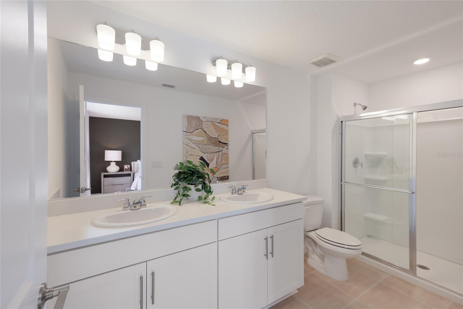 Image 14 of 35 For 15150 Ginetti Street