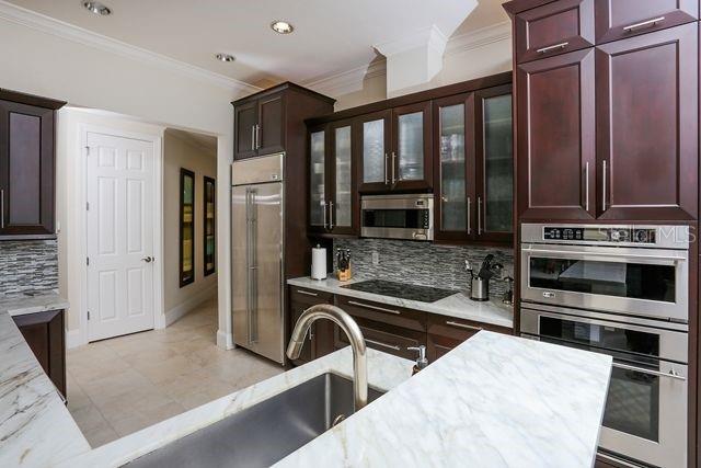 Image 7 of 14 For 5522 46th Court W