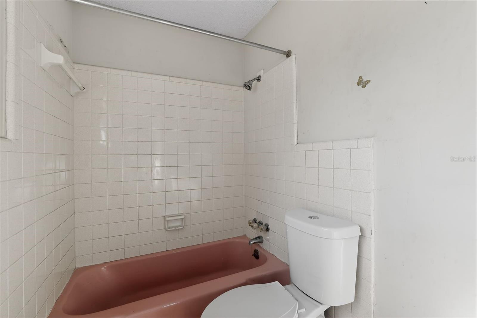 Image 21 of 33 For 2086 Martin Luther King Jr Boulevard