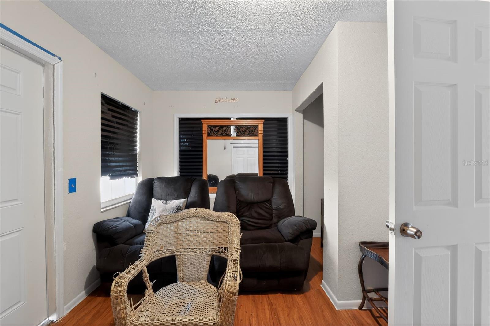 Image 29 of 33 For 2086 Martin Luther King Jr Boulevard