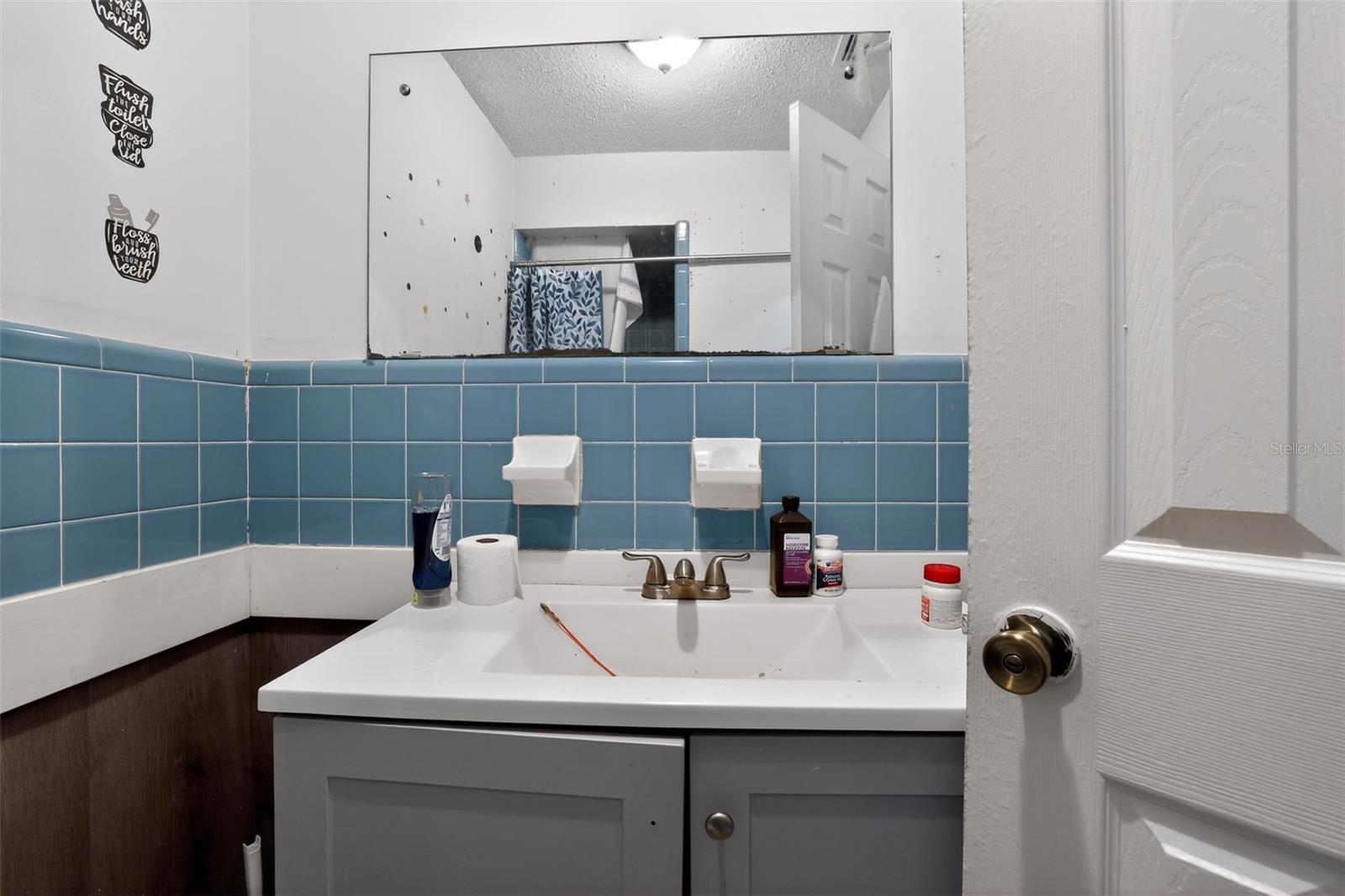 Image 9 of 33 For 2086 Martin Luther King Jr Boulevard