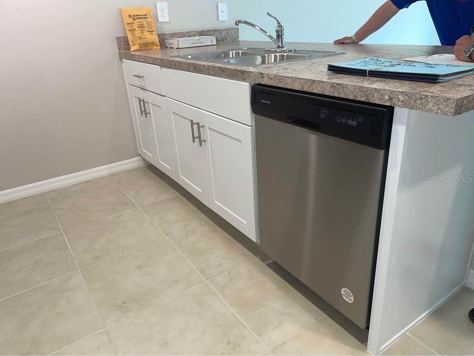 Image 11 of 15 For 22319 Walton Avenue