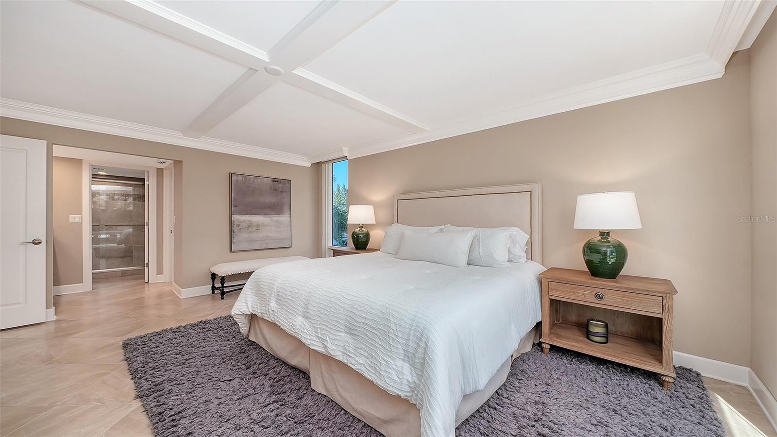 Image 17 of 44 For 2425 Gulf Of Mexico Drive 1a