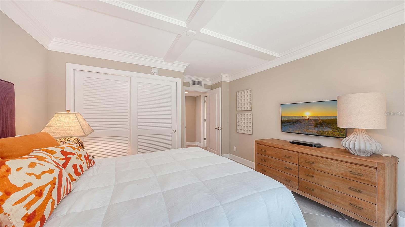 Image 23 of 44 For 2425 Gulf Of Mexico Drive 1a