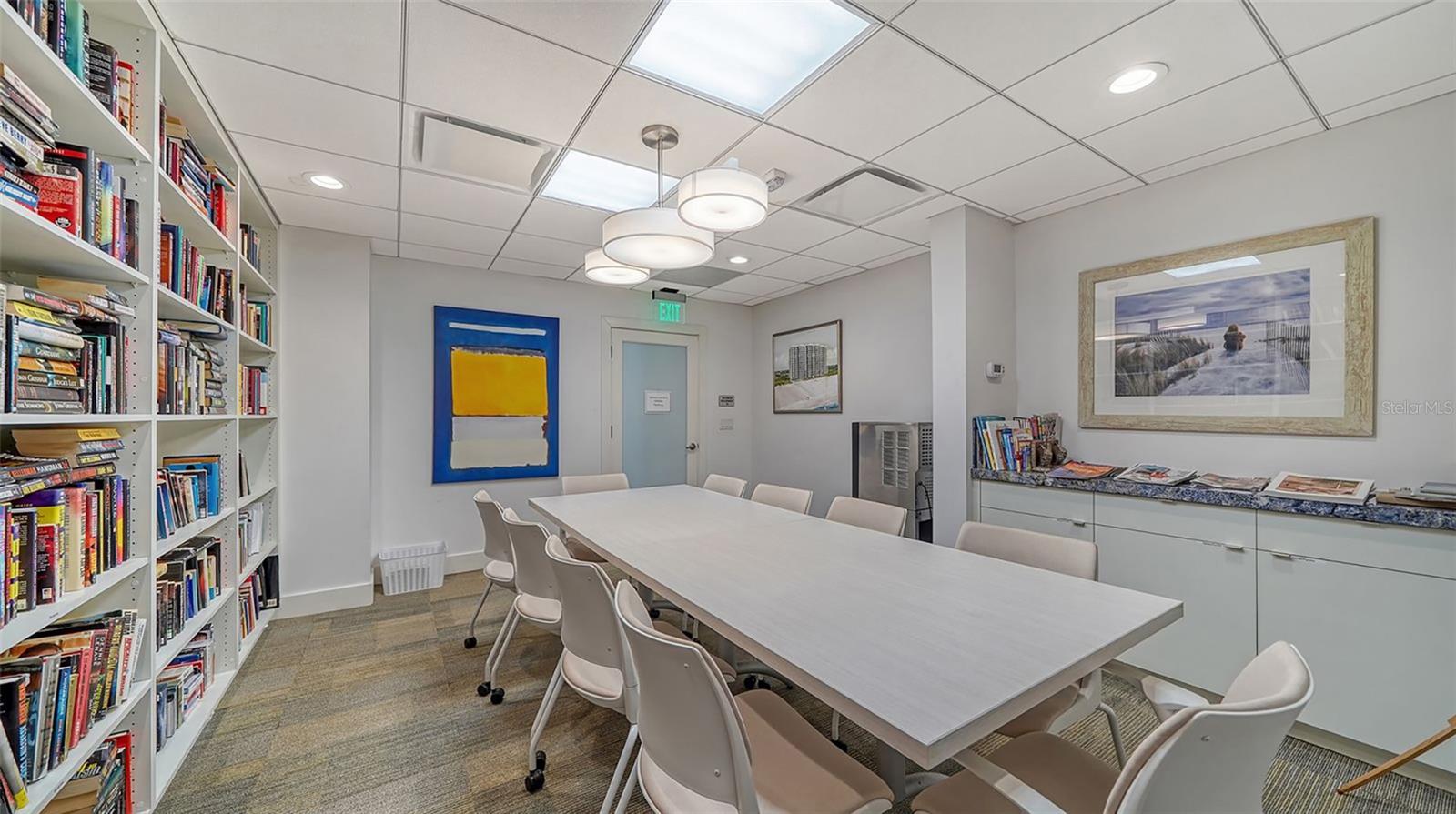 Image 36 of 44 For 2425 Gulf Of Mexico Drive 1a