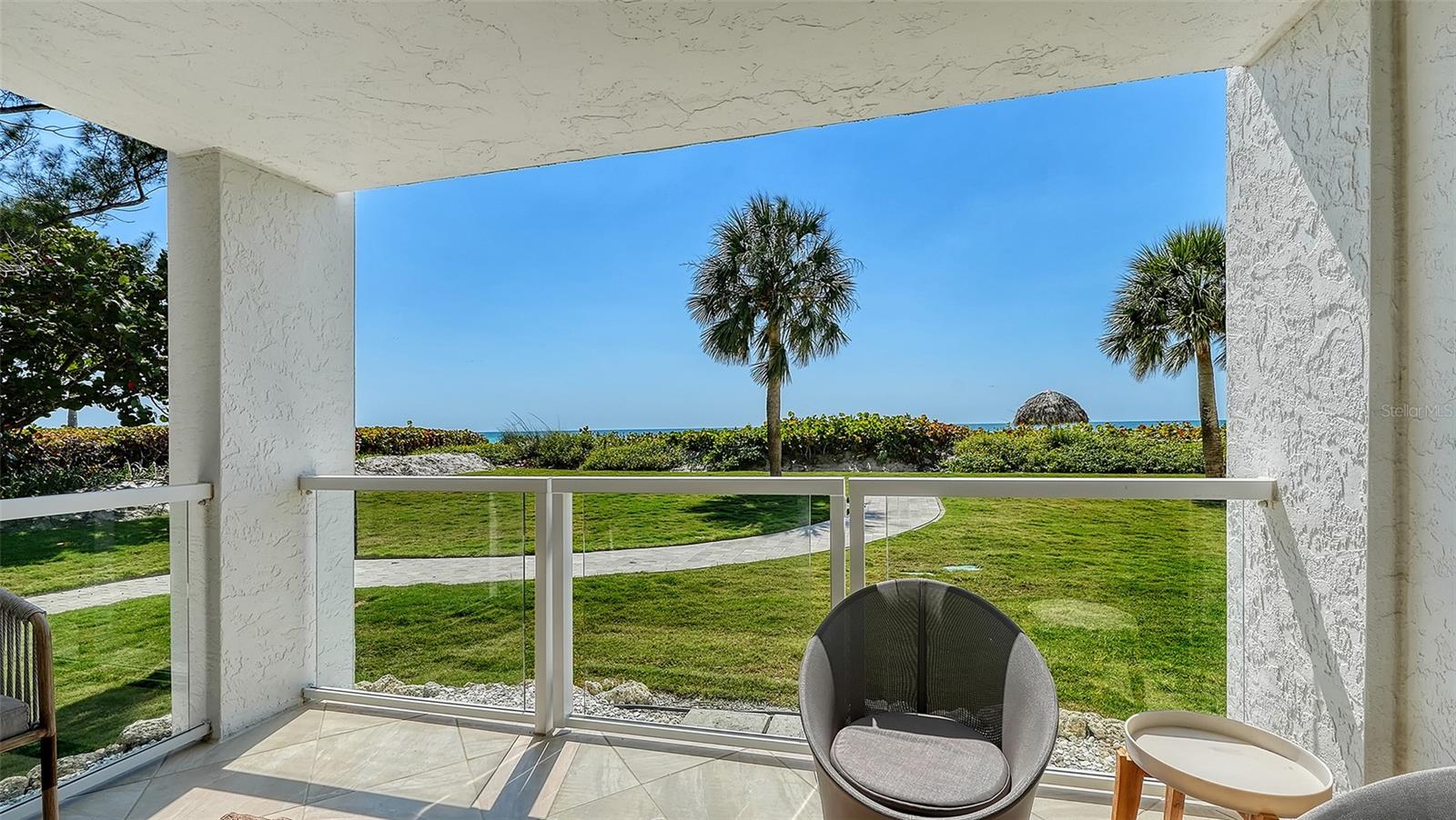 Image 4 of 44 For 2425 Gulf Of Mexico Drive 1a