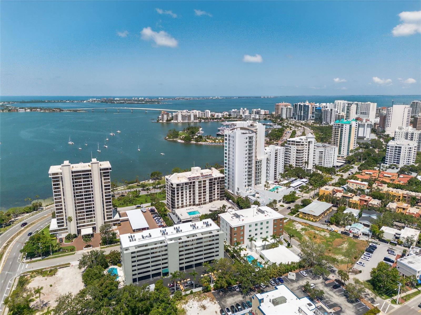 Image 35 of 40 For 711 Palm Avenue 302