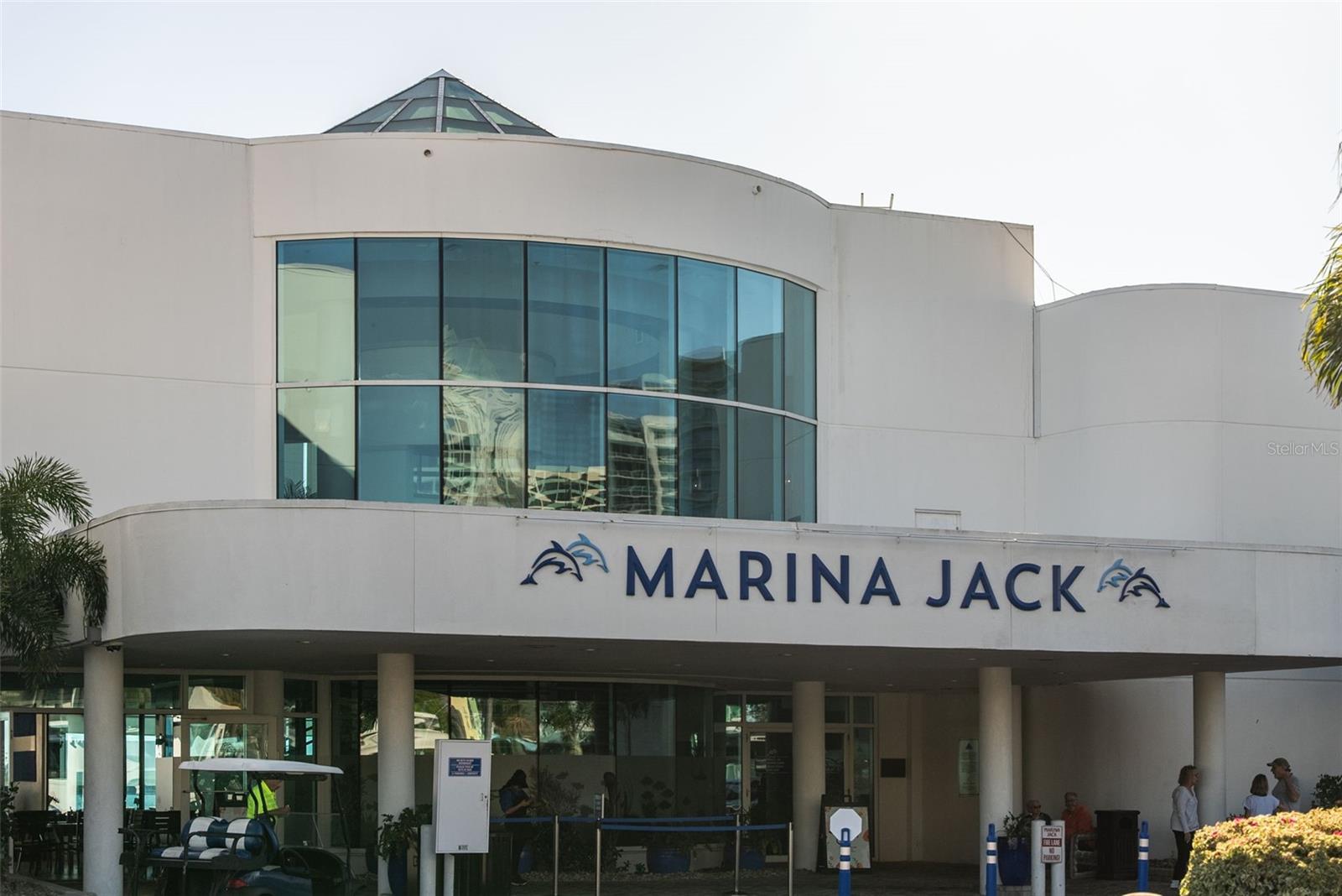 Image 38 of 40 For 711 Palm Avenue 302