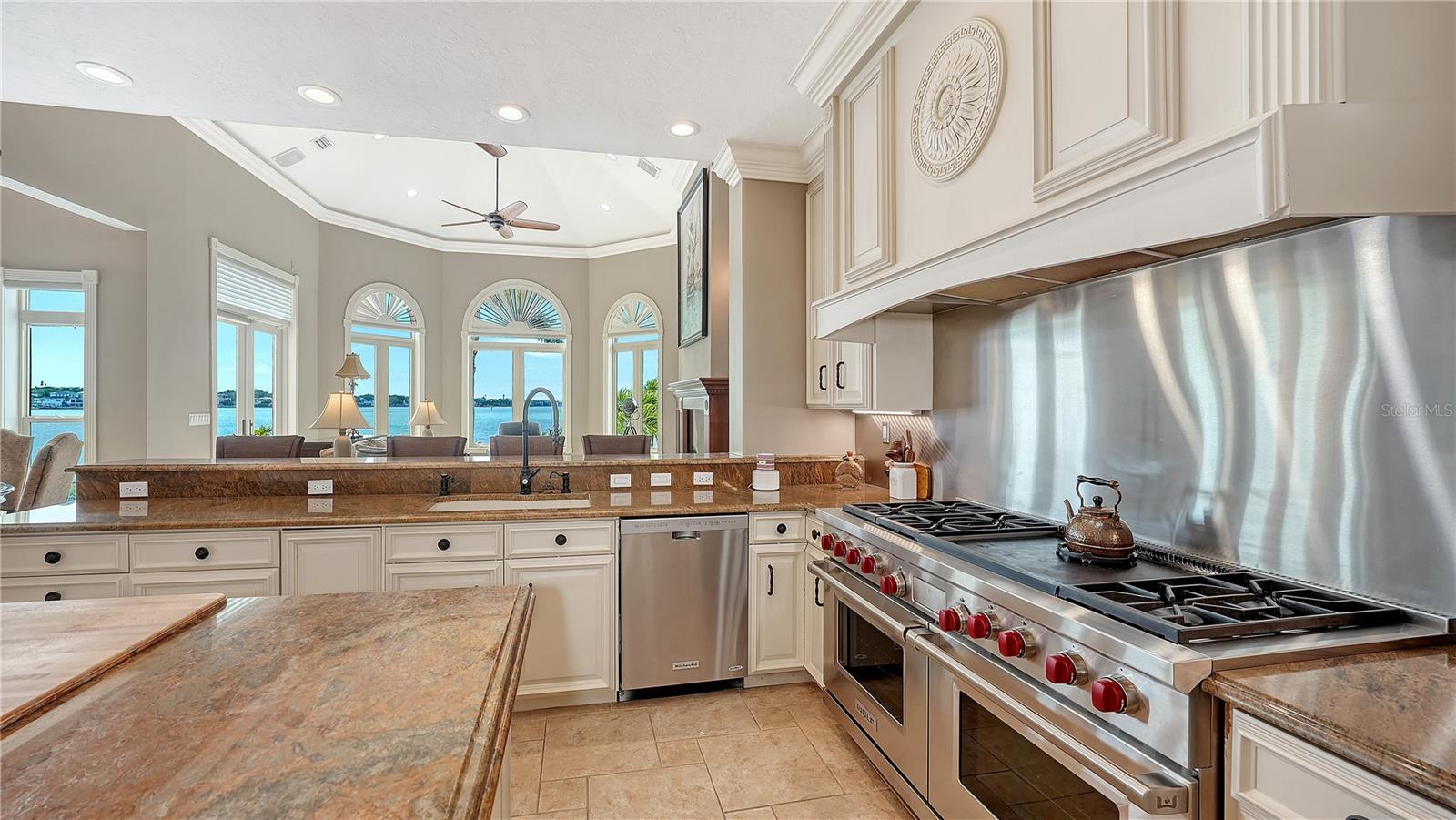 Image 19 of 54 For 1240 Hillview Drive