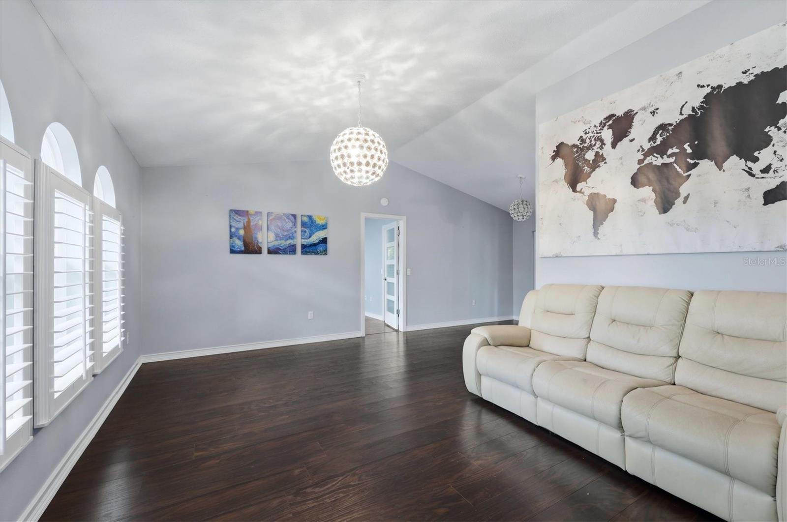 Image 13 of 44 For 5599 Wilde Oak Way