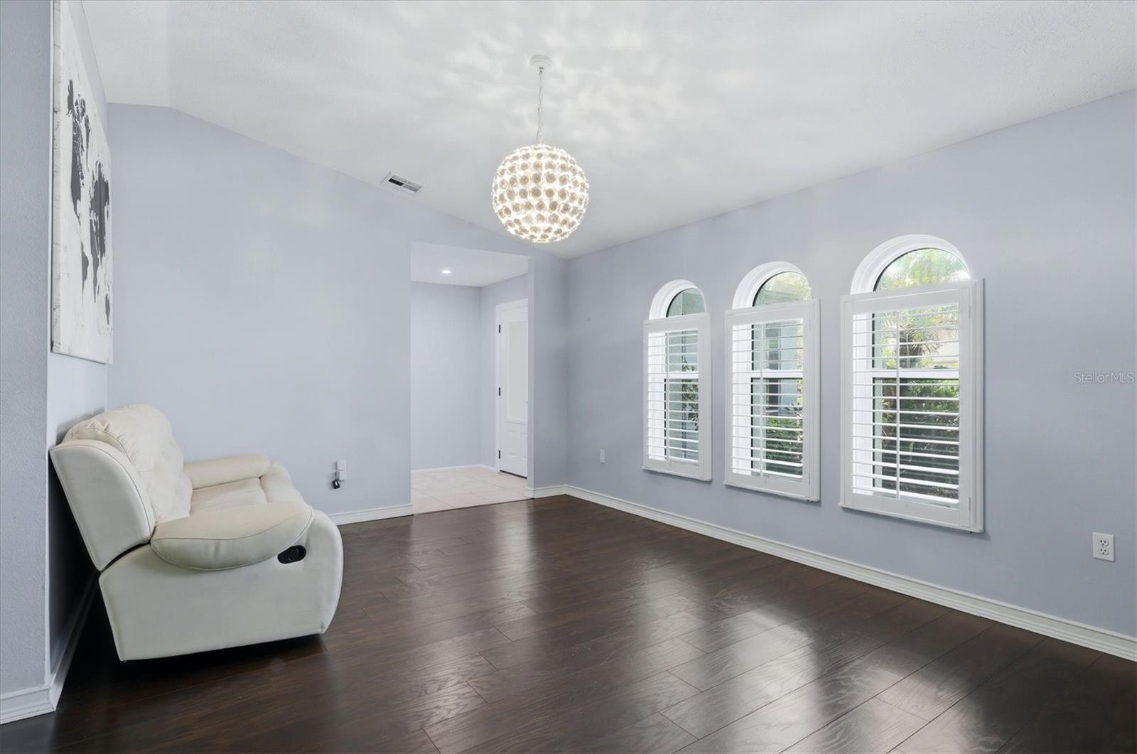 Image 14 of 44 For 5599 Wilde Oak Way