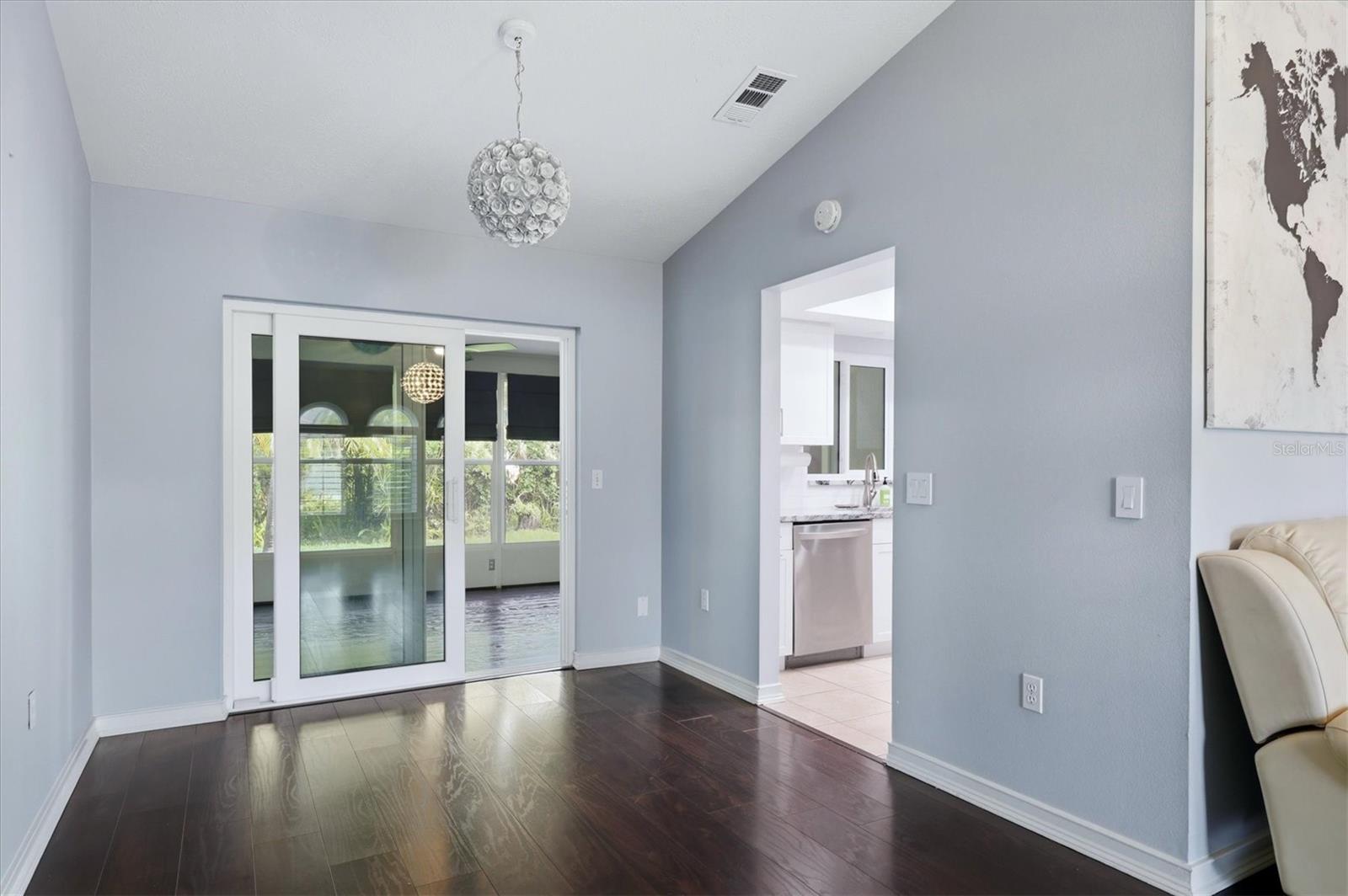 Image 16 of 44 For 5599 Wilde Oak Way