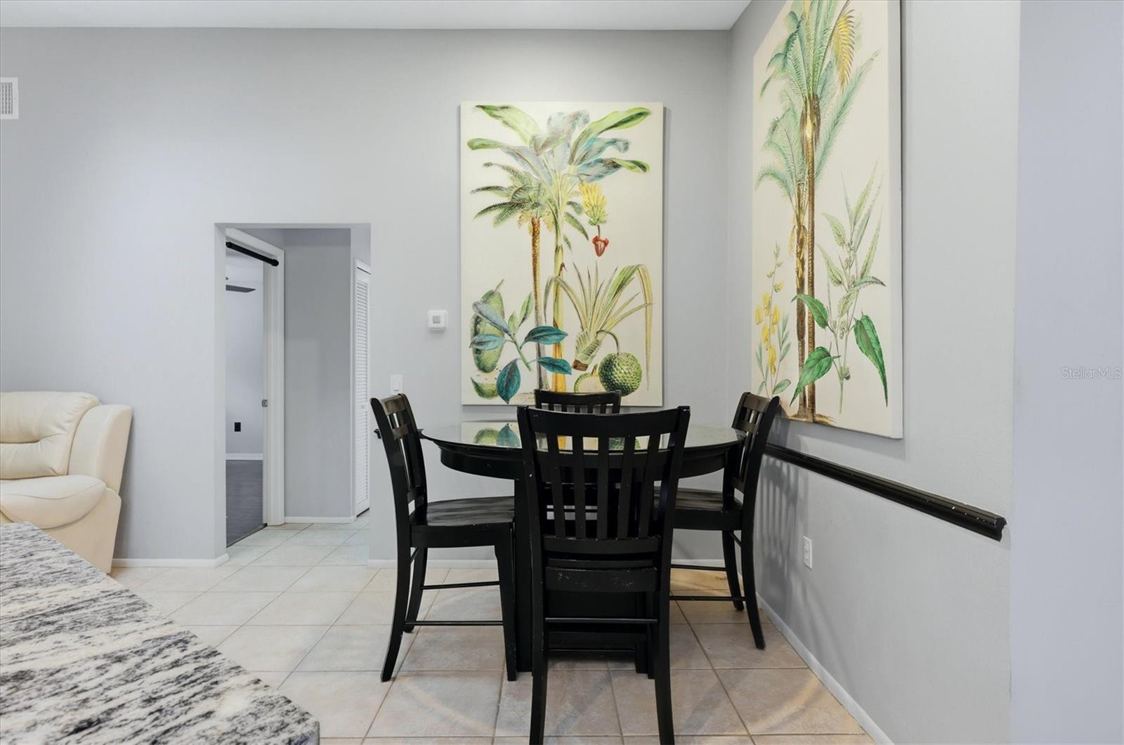 Image 18 of 44 For 5599 Wilde Oak Way