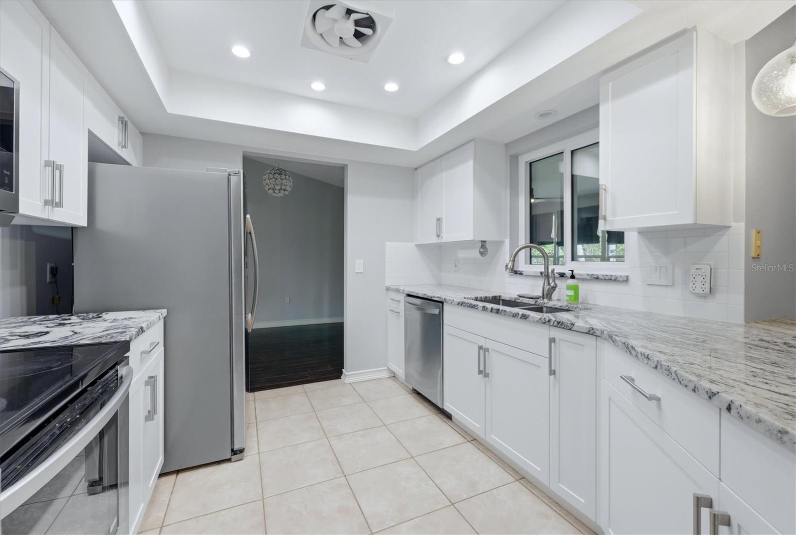 Image 24 of 44 For 5599 Wilde Oak Way