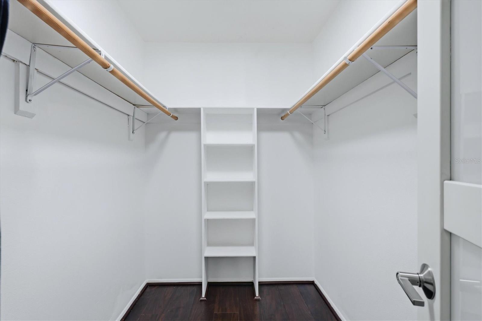 Image 27 of 44 For 5599 Wilde Oak Way