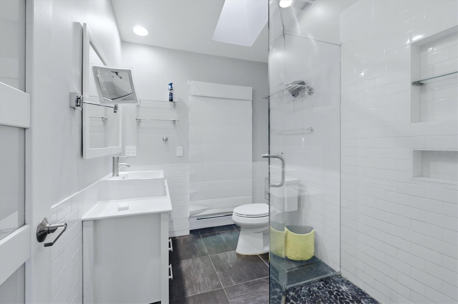 Image 28 of 44 For 5599 Wilde Oak Way