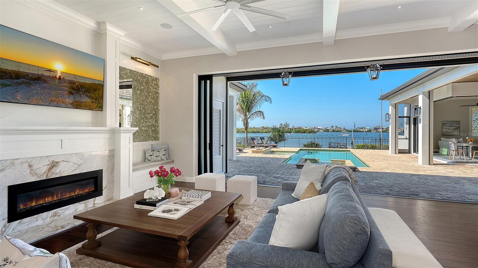 Image 29 of 100 For 313 Lookout Point Drive