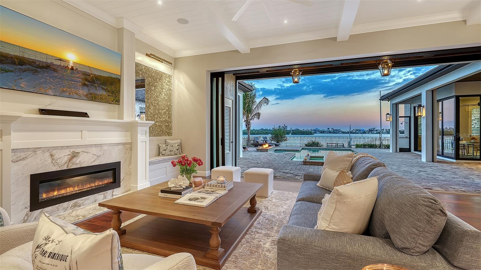 Image 30 of 100 For 313 Lookout Point Drive