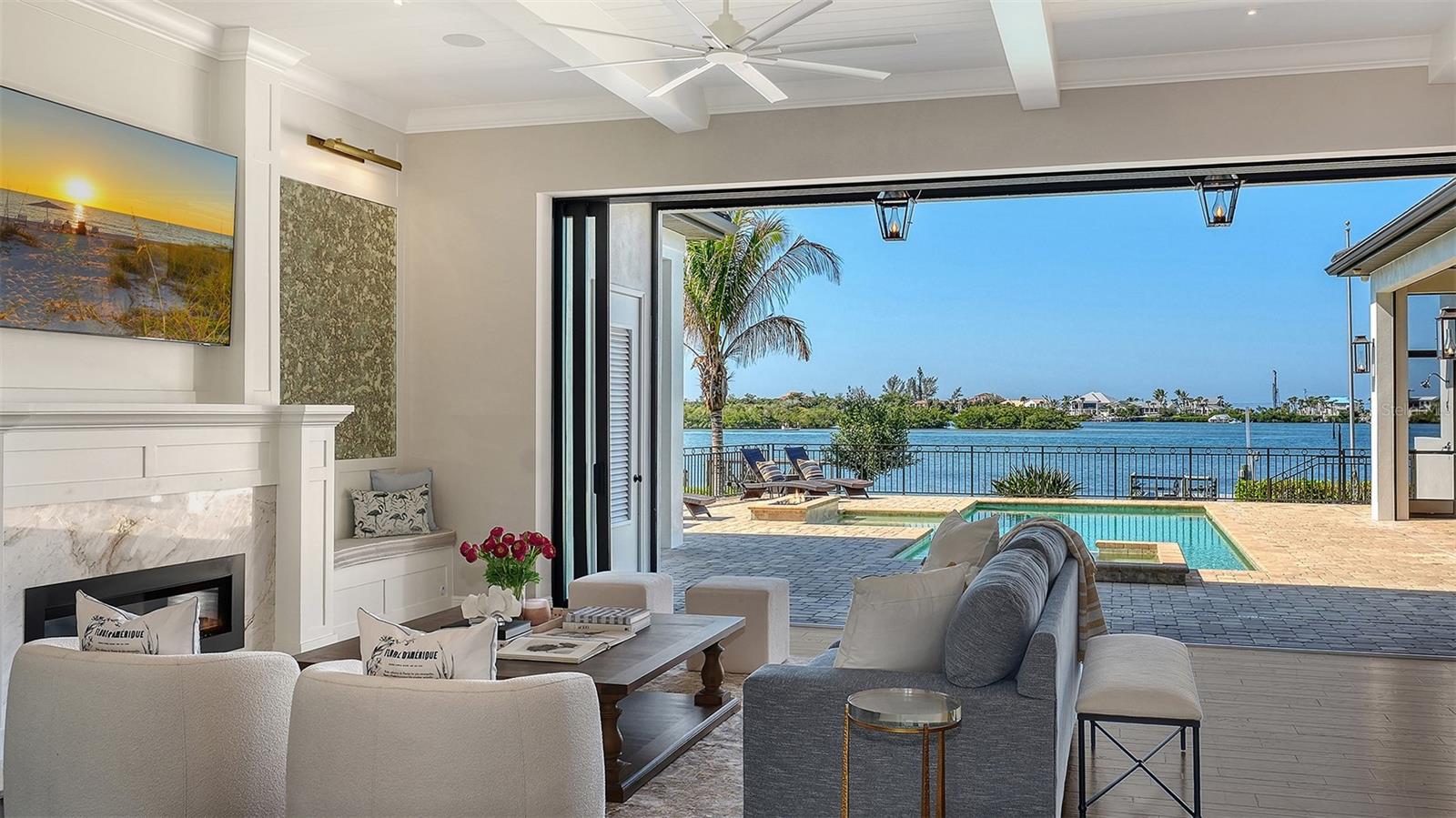 Image 32 of 100 For 313 Lookout Point Drive