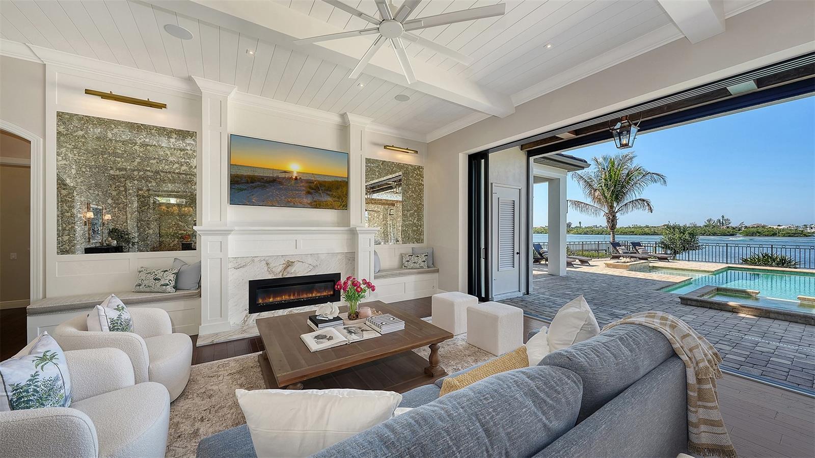 Image 33 of 100 For 313 Lookout Point Drive