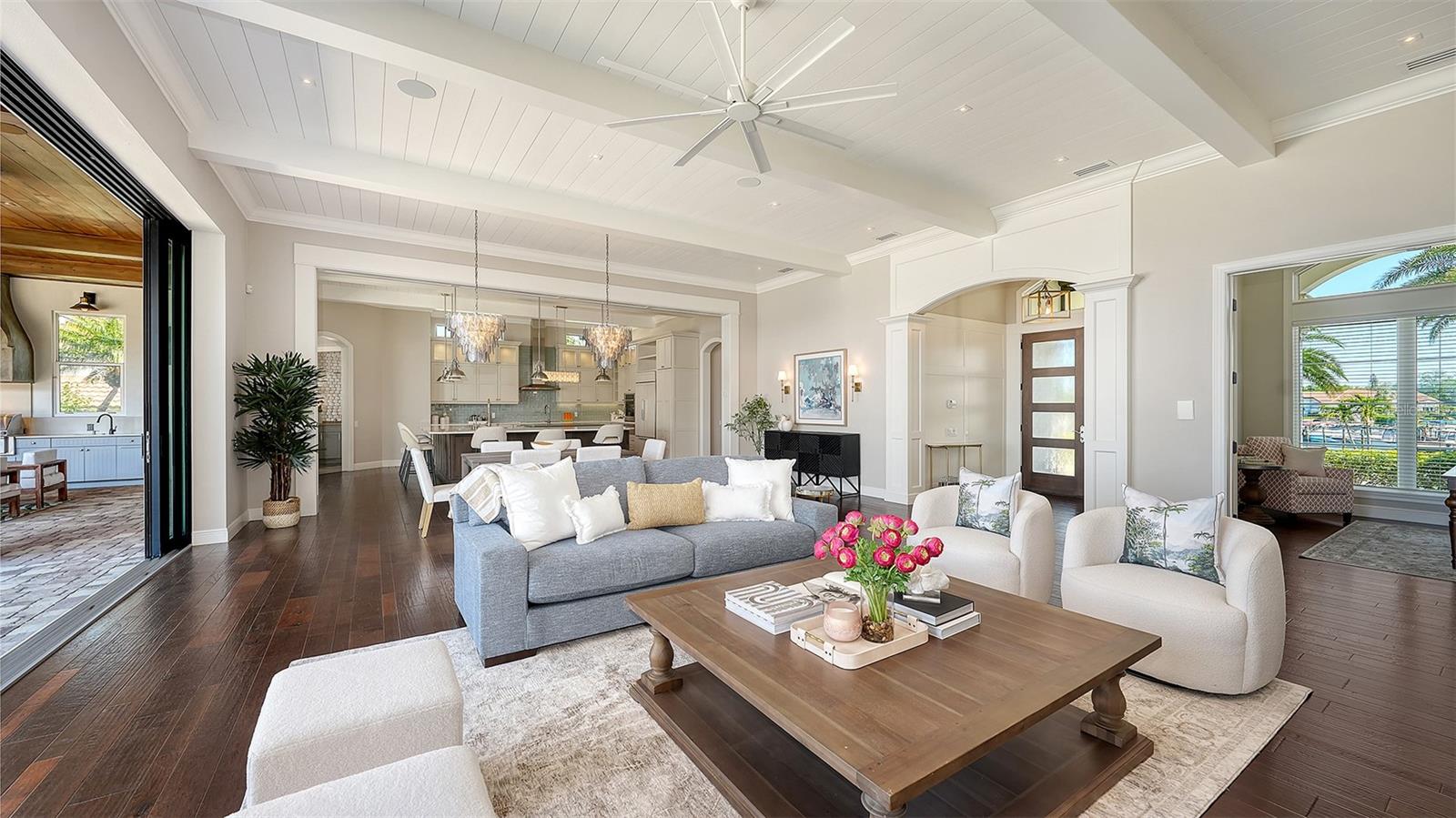 Image 36 of 100 For 313 Lookout Point Drive