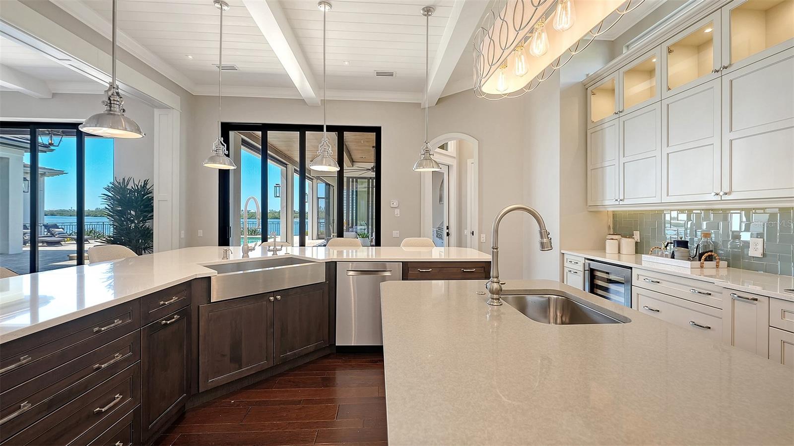 Image 50 of 100 For 313 Lookout Point Drive