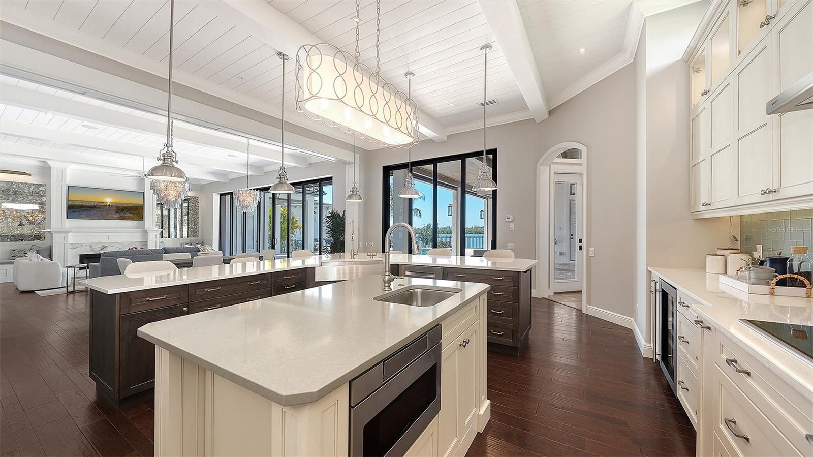 Image 51 of 100 For 313 Lookout Point Drive