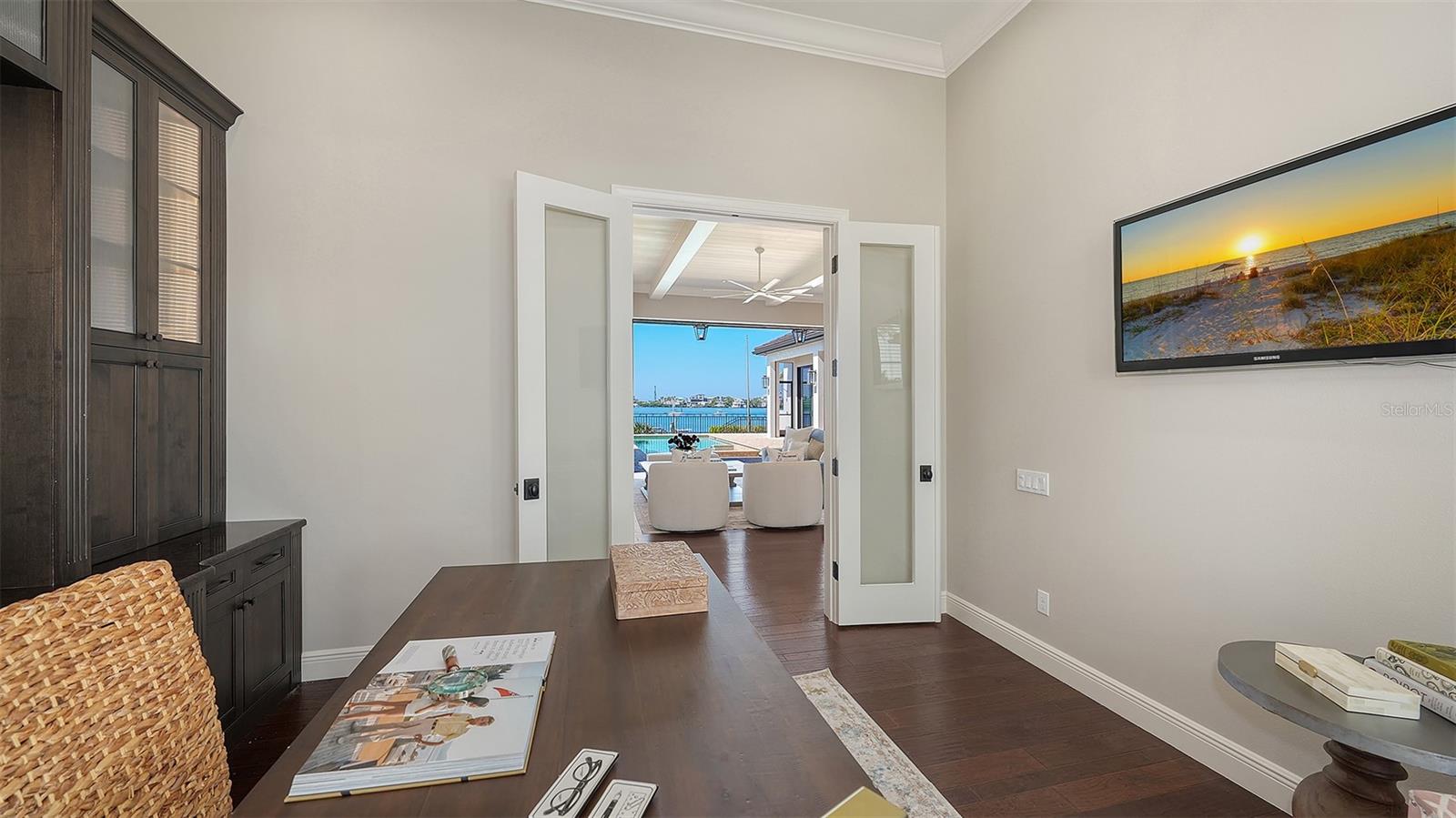 Image 53 of 100 For 313 Lookout Point Drive