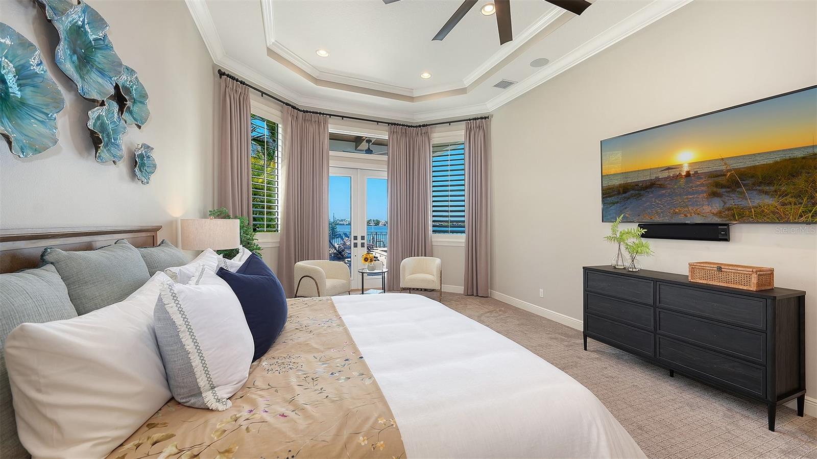 Image 55 of 100 For 313 Lookout Point Drive