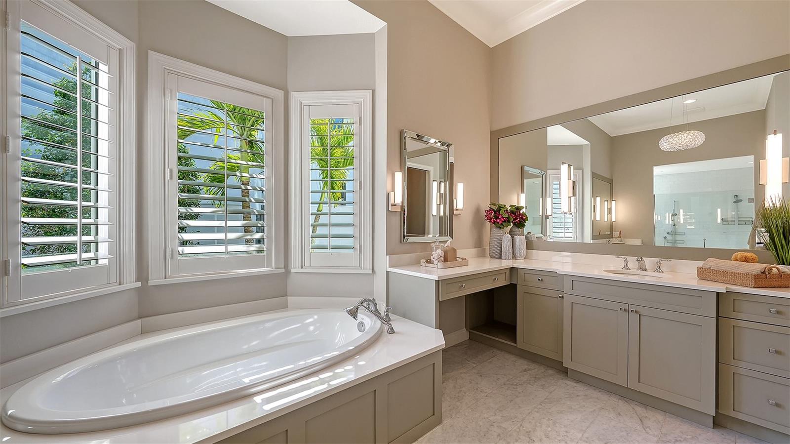 Image 61 of 100 For 313 Lookout Point Drive