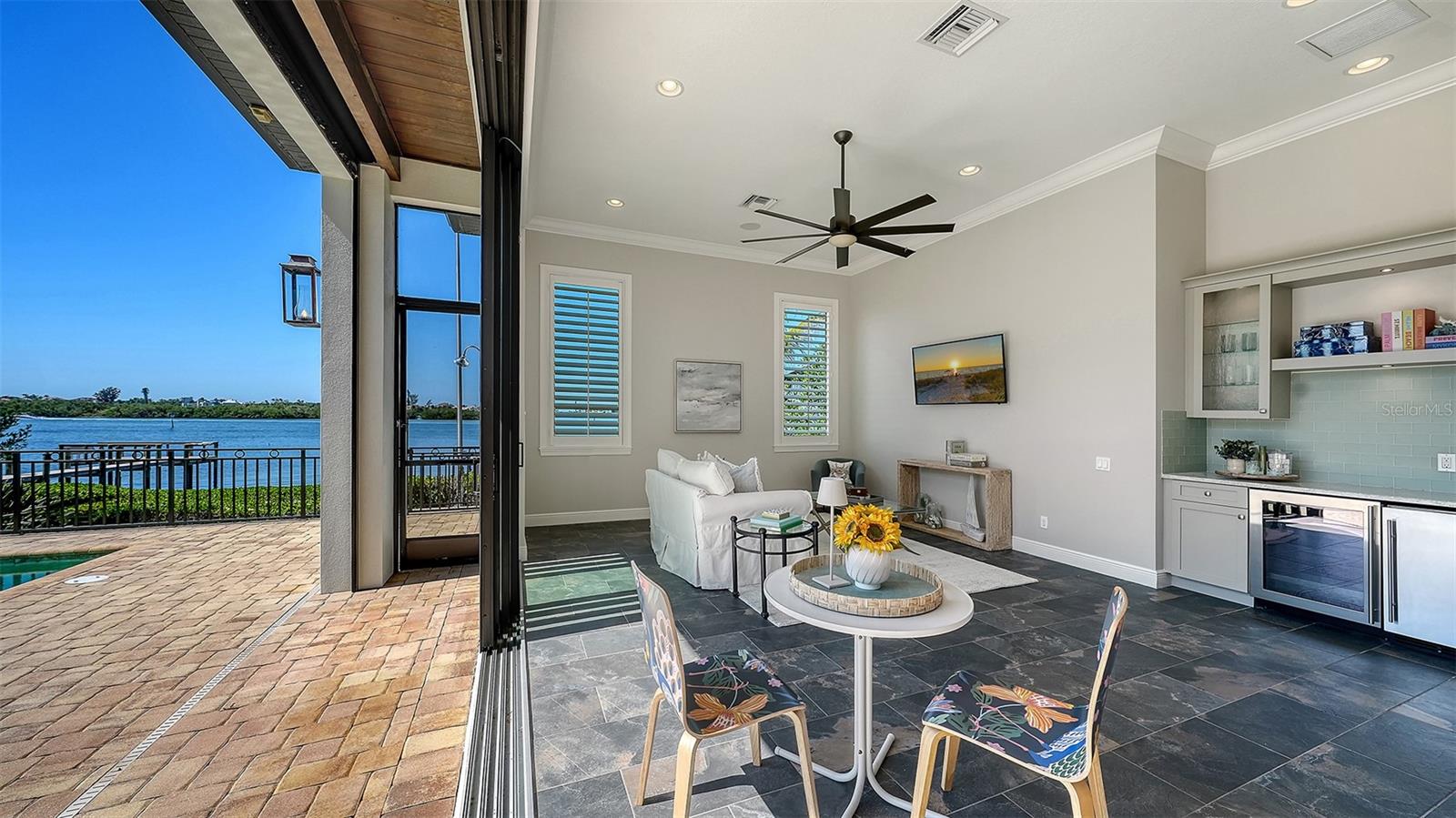 Image 65 of 100 For 313 Lookout Point Drive