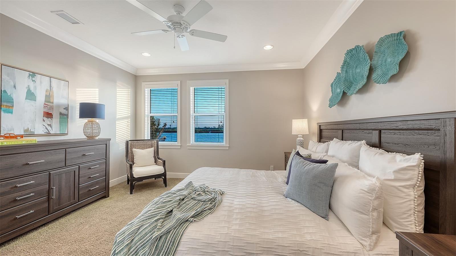 Image 85 of 100 For 313 Lookout Point Drive