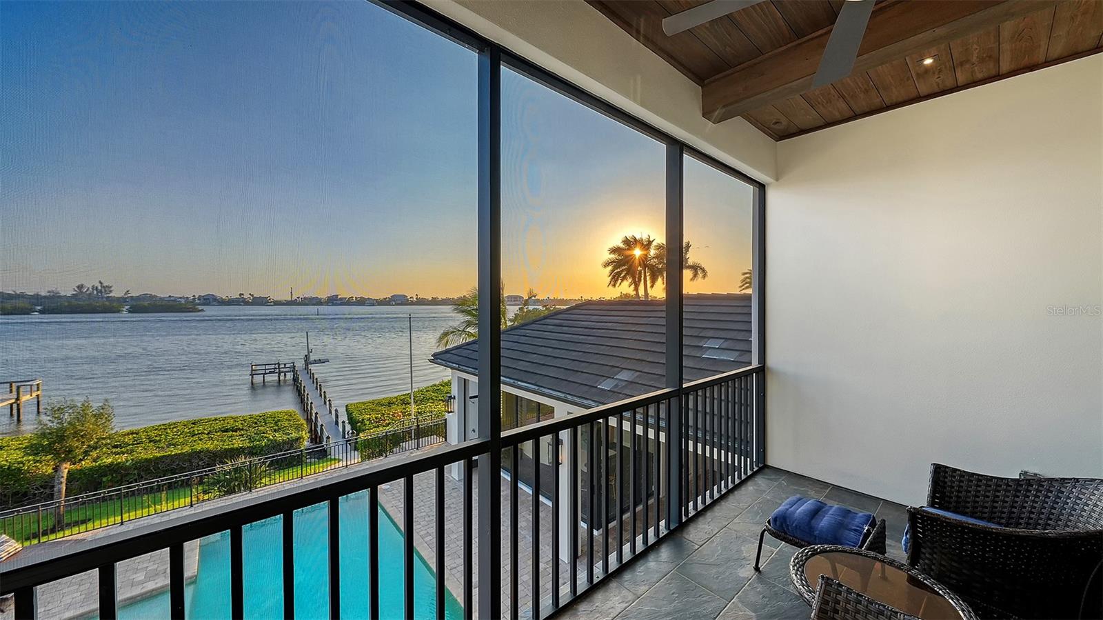 Image 87 of 100 For 313 Lookout Point Drive