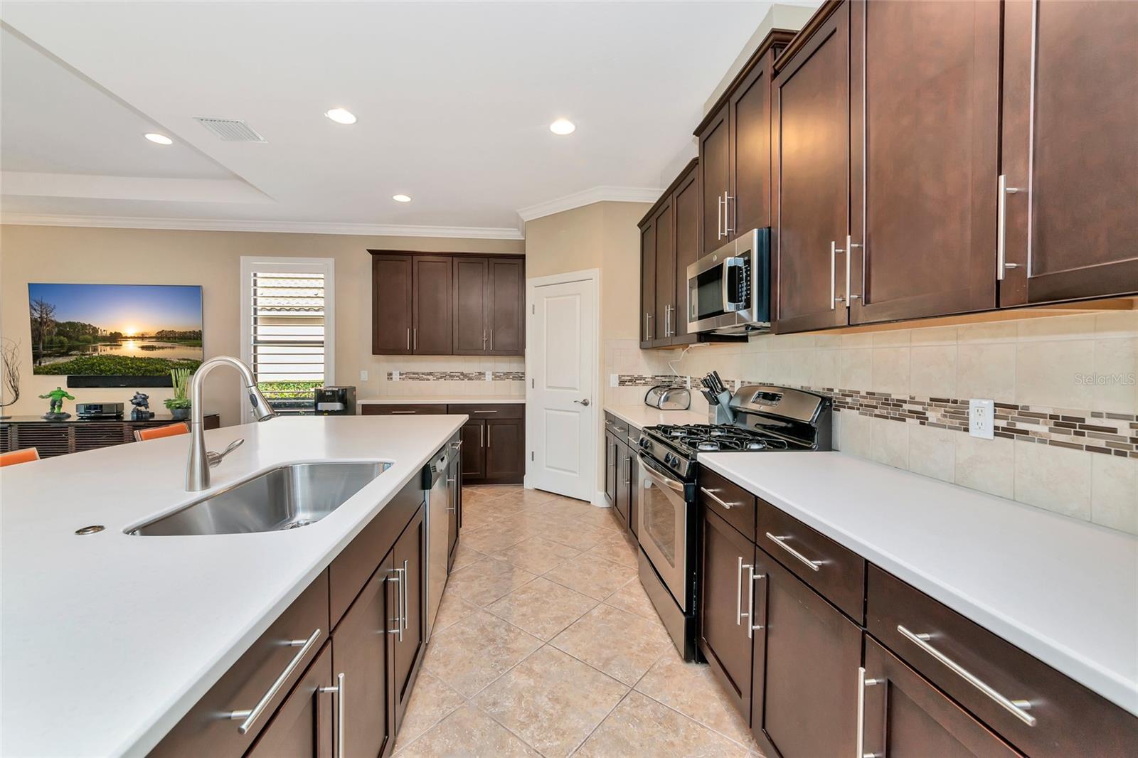 Image 13 of 70 For 12848 Del Corso Loop