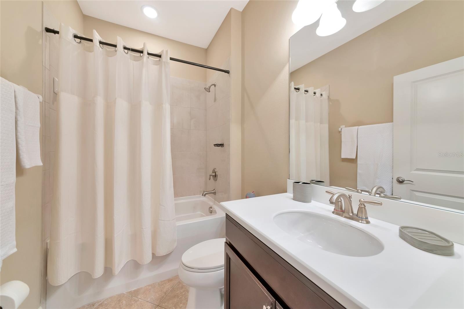 Image 33 of 70 For 12848 Del Corso Loop