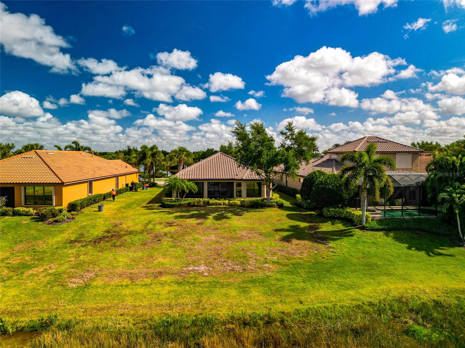 Image 64 of 70 For 12848 Del Corso Loop