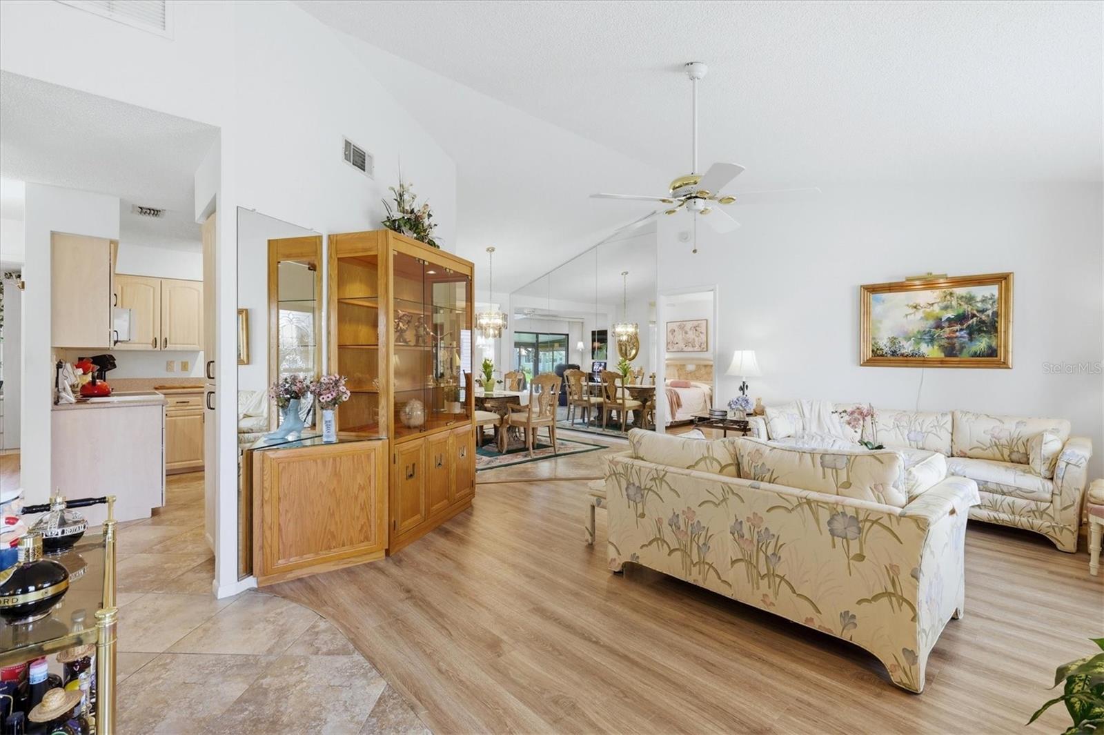 Image 29 of 45 For 140 Inlets Boulevard 140