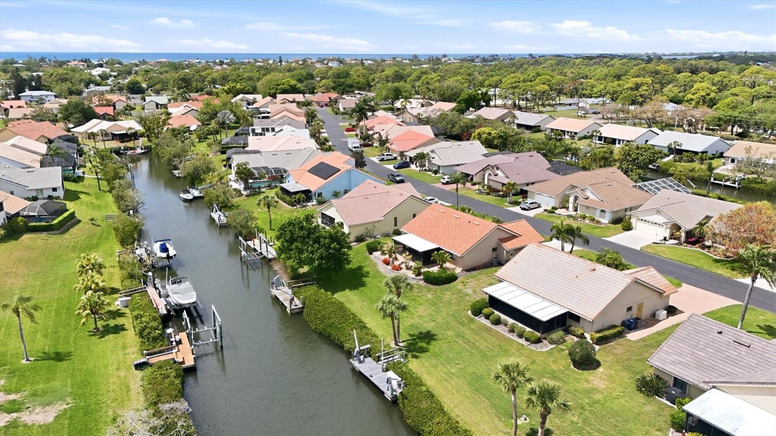 Image 4 of 45 For 140 Inlets Boulevard 140