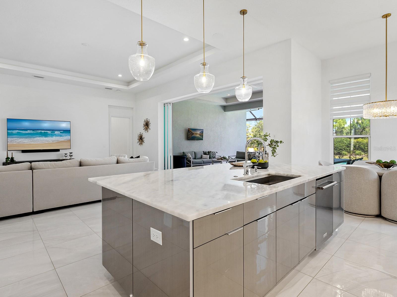 Image 14 of 78 For 16903 Verona Place