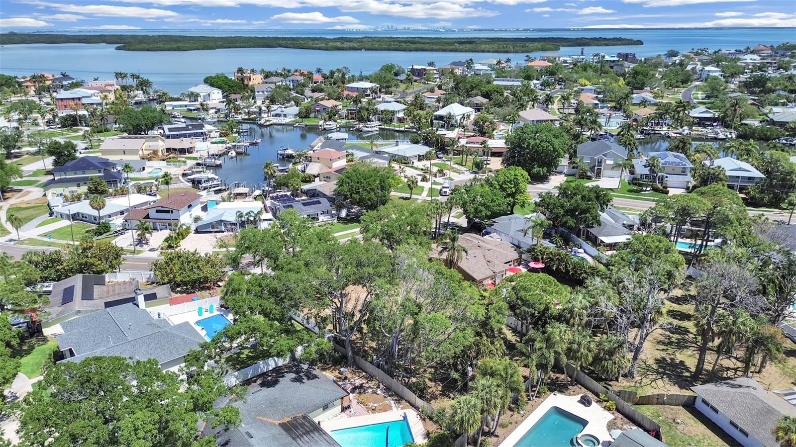 Image 2 of 6 For 5438 Bayou Grande Boulevard Ne