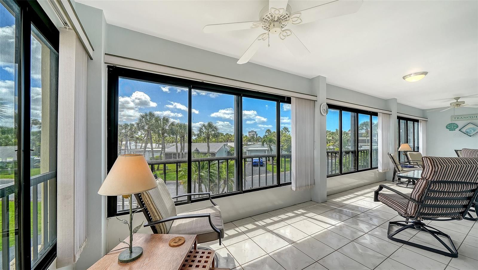 Image 14 of 68 For 225 Hourglass Way 202