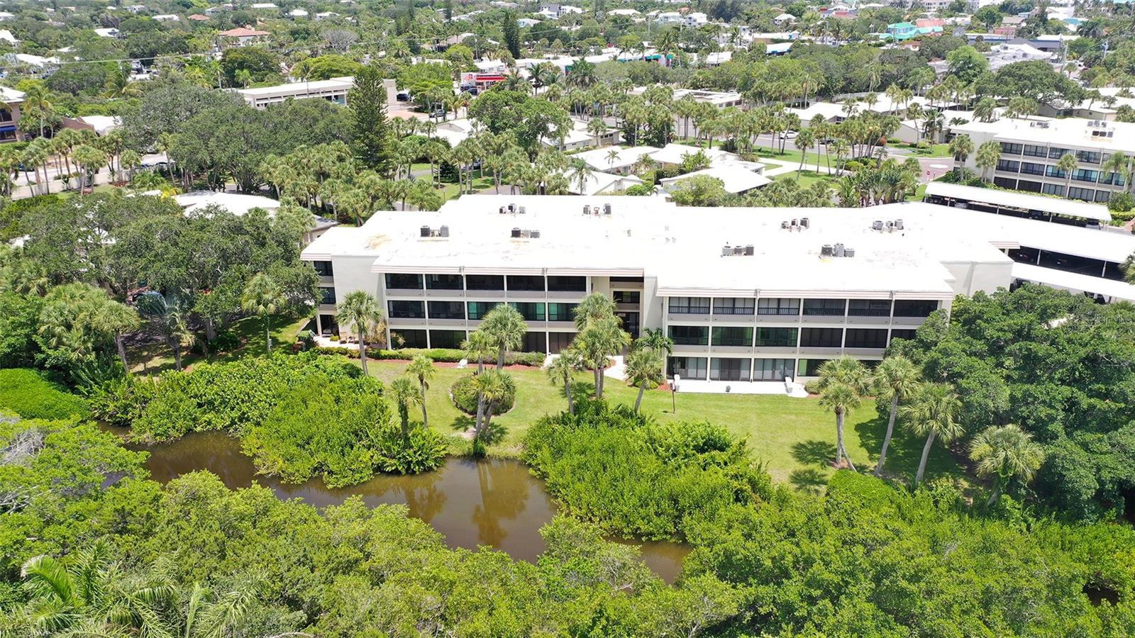 Image 34 of 68 For 225 Hourglass Way 202