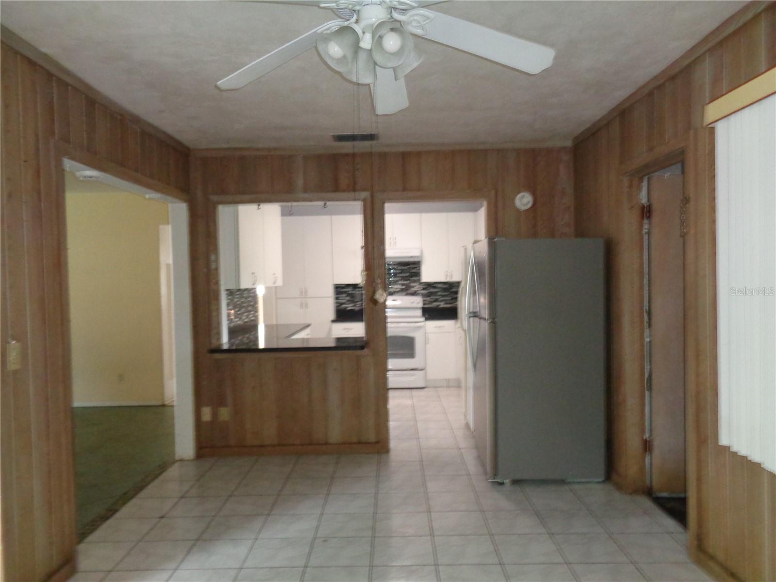 Image 12 of 37 For 1906 Dudley Place