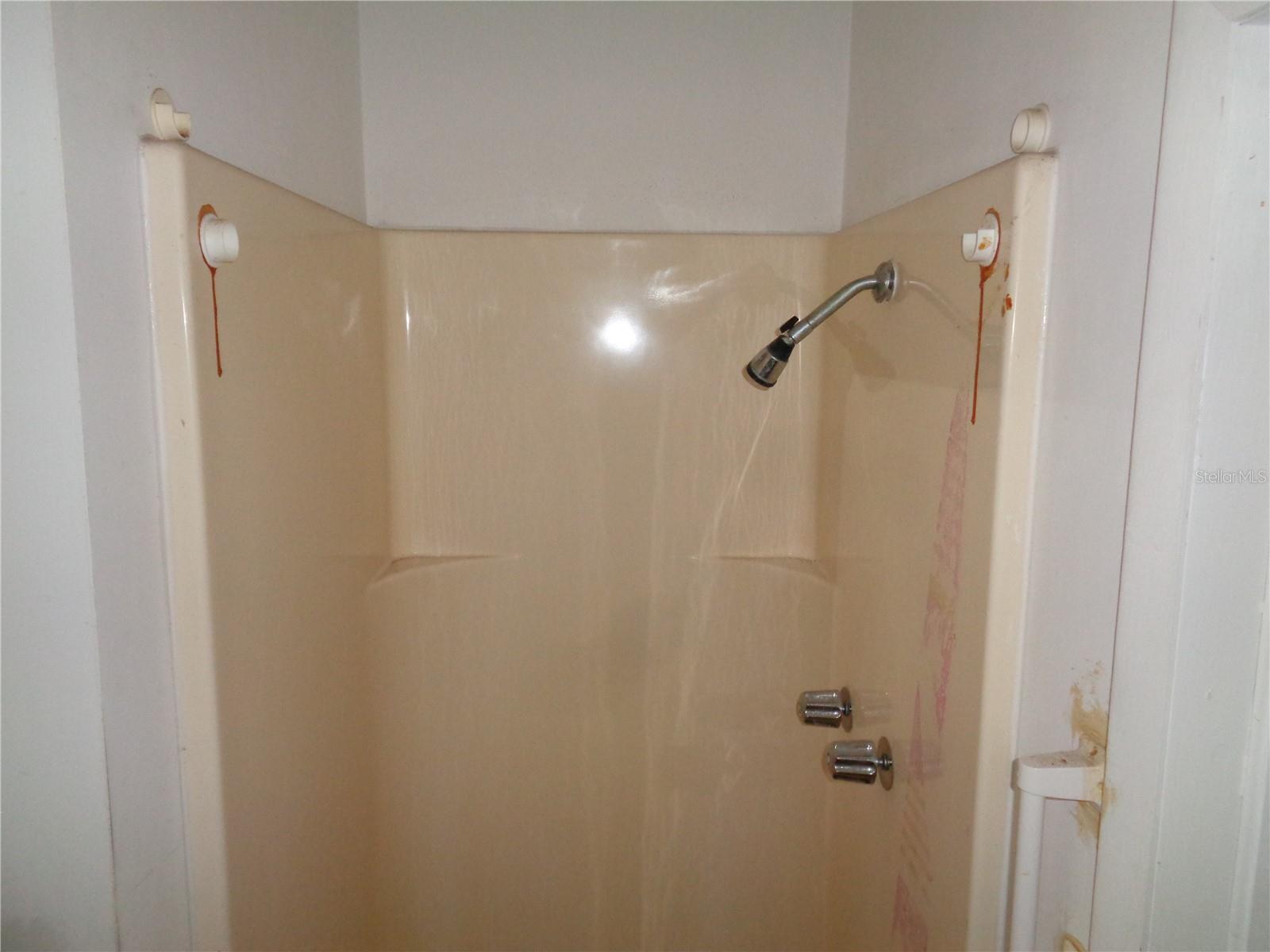 Image 19 of 37 For 1906 Dudley Place